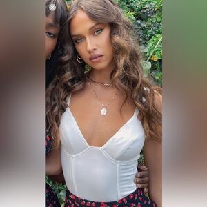 Princess Polly Peyton Bodysuit White Sz 2 perfect for going out parties Gameday